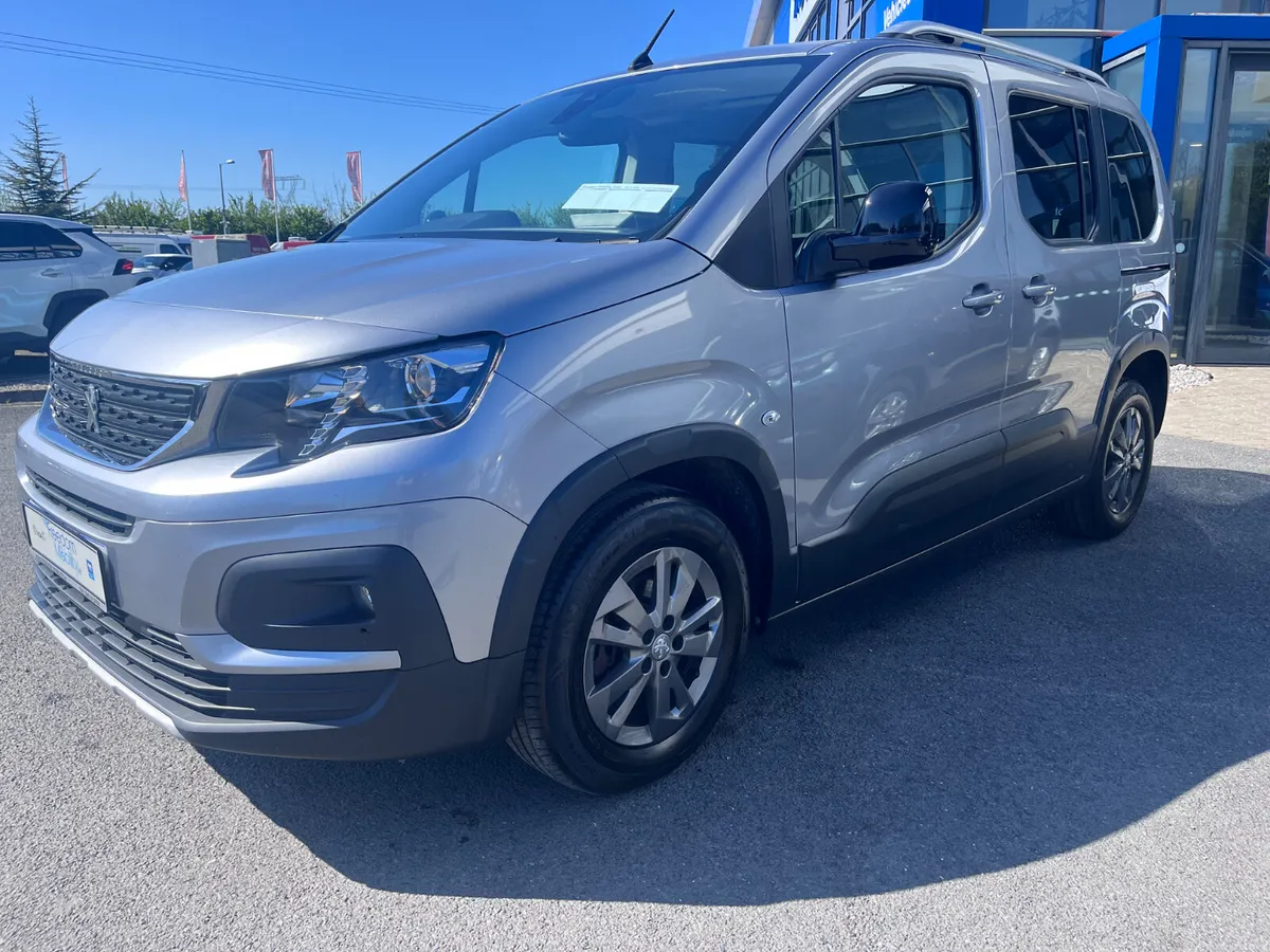 Peugeot Rifter 2022 Wheelchair Accessible - Image 3