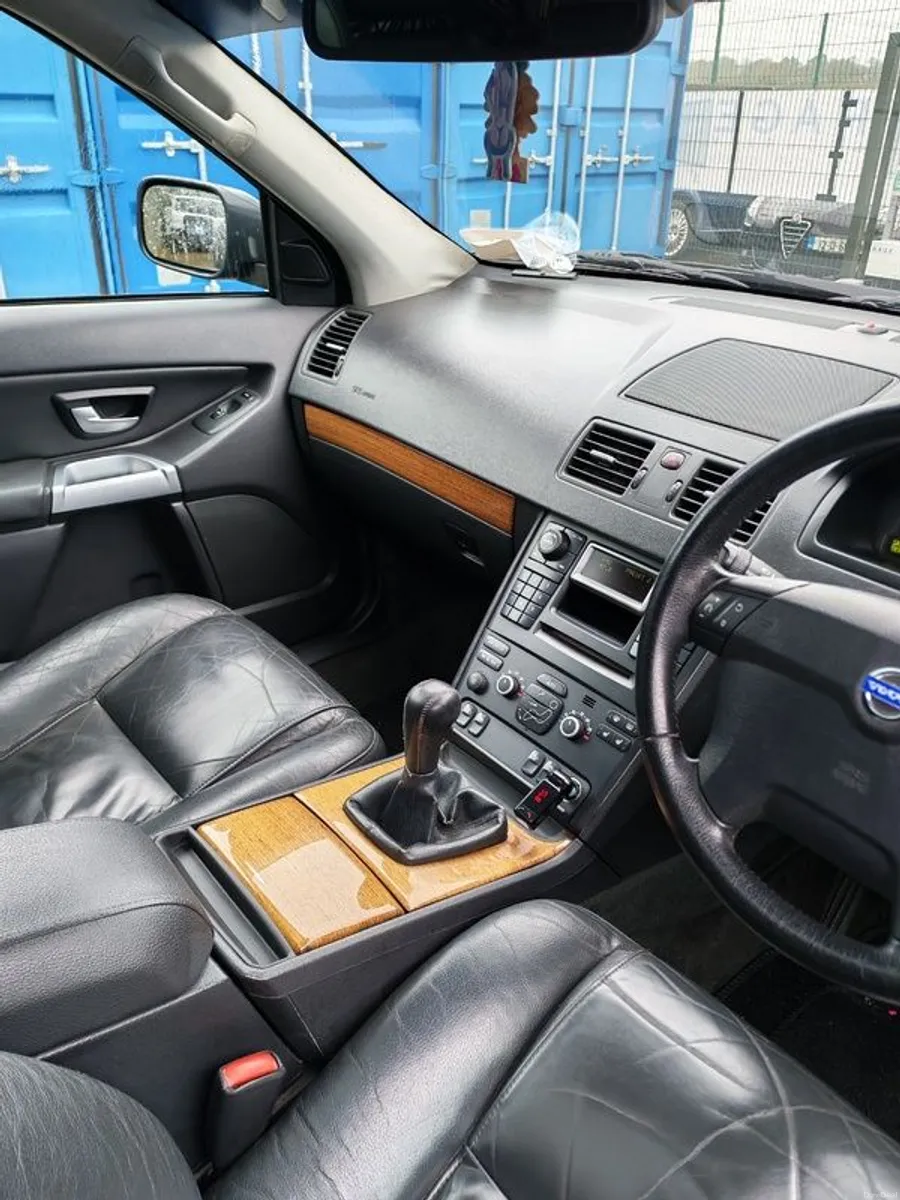 06 Volvo XC90 - Manual, High Spec, New NCT! - Image 2