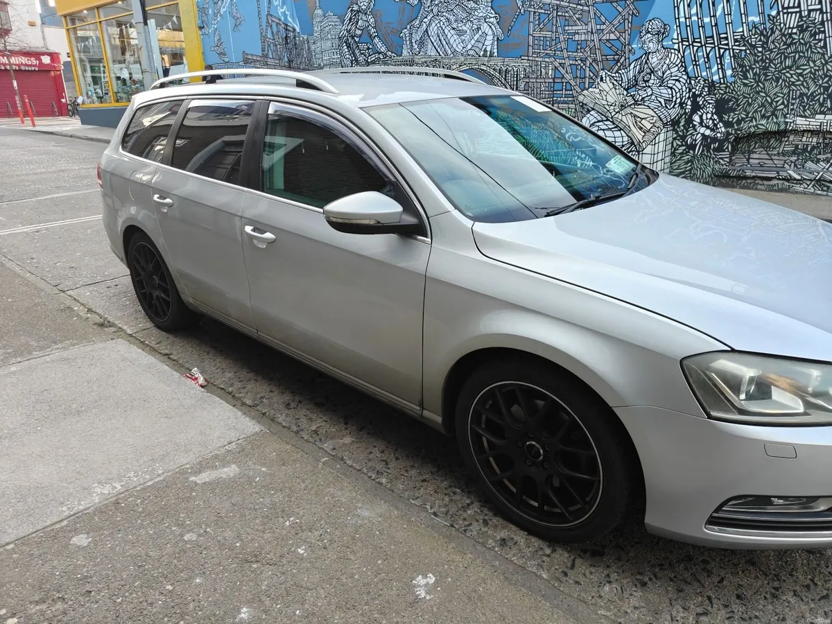 Volkswagen Passat 2014 - Image 3