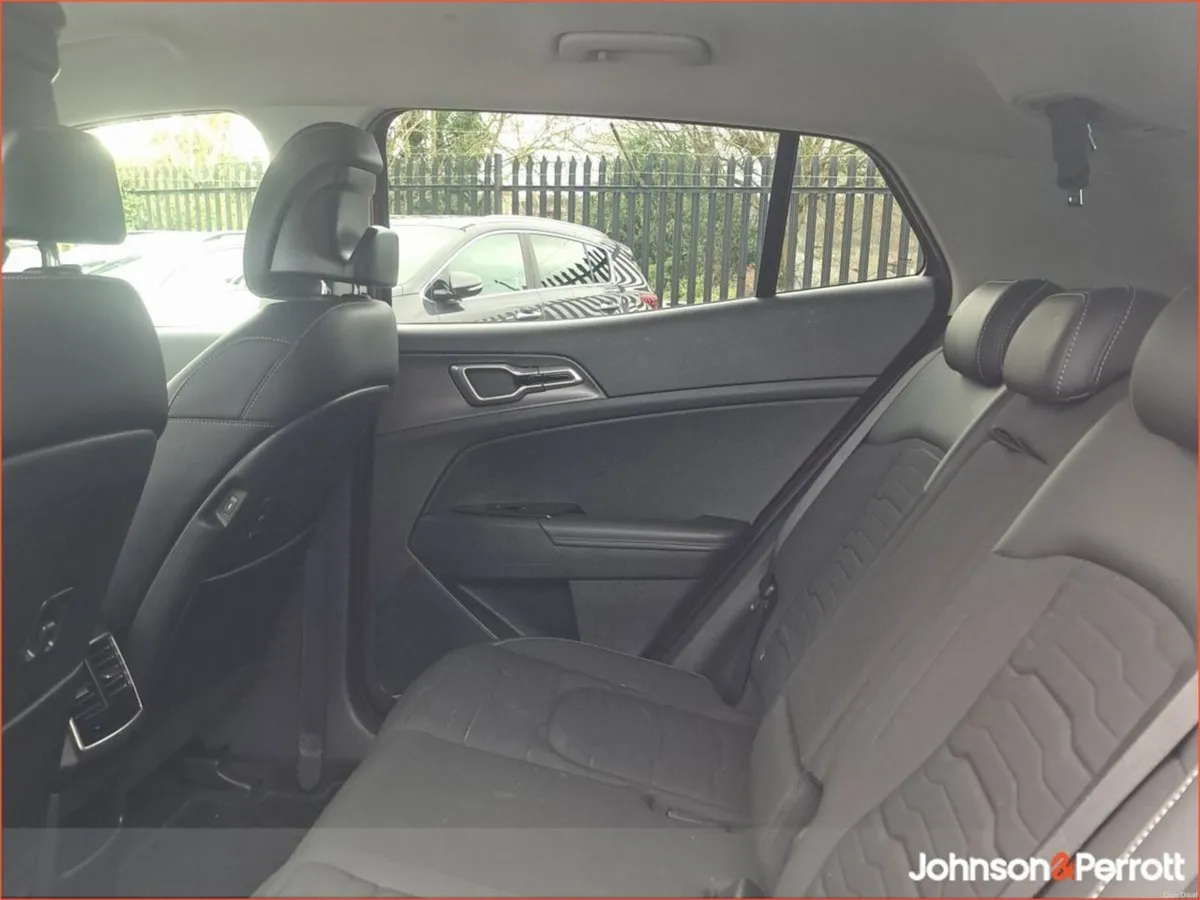Kia Sportage 1.6 PHEV K3 - Image 4