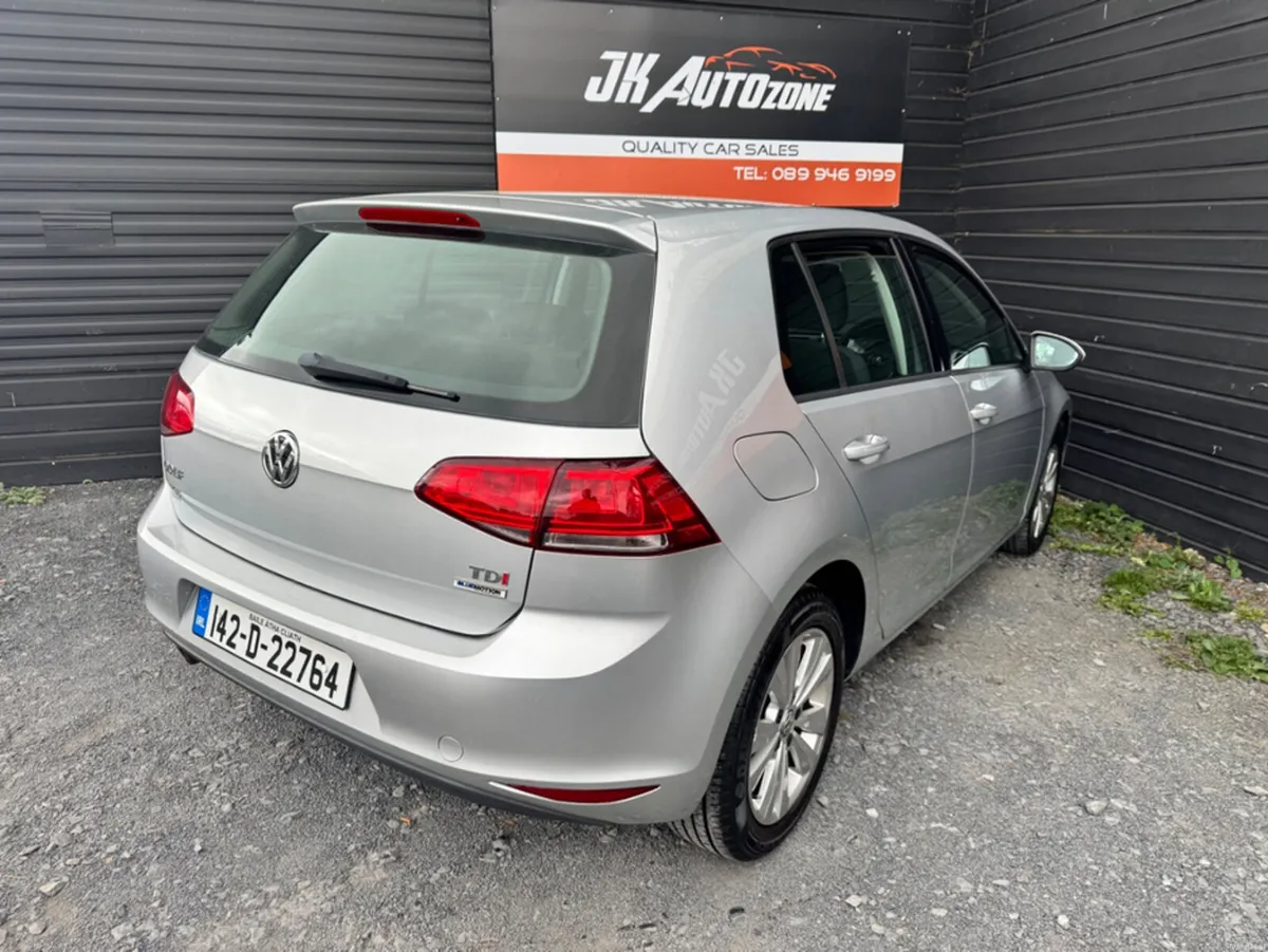 Volkswagen Golf 1.6 TDI SE BLUEMOTION 105PS 5DR - Image 4