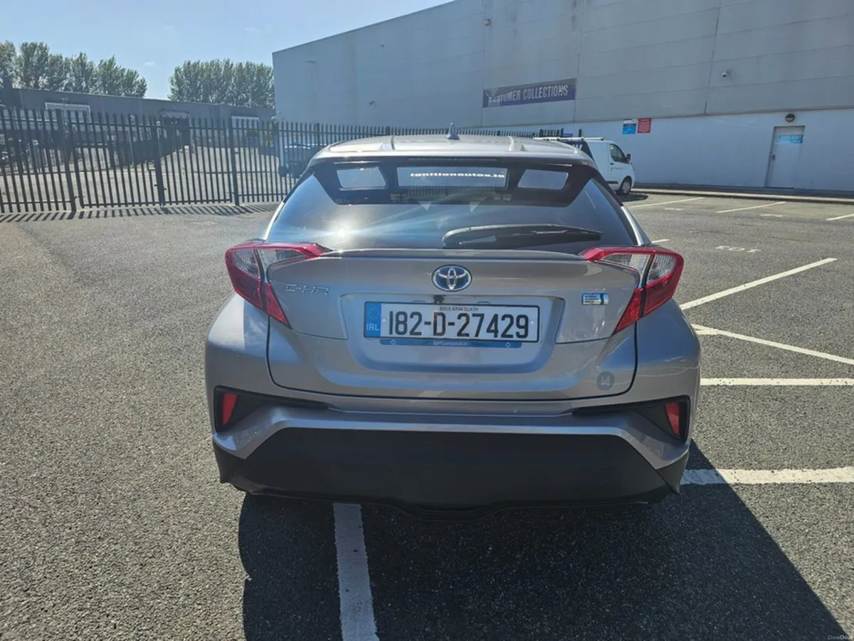 Toyota C-HR HYBRID PETROL, AUTOMATIC, CAR PLAY, NA - Image 3