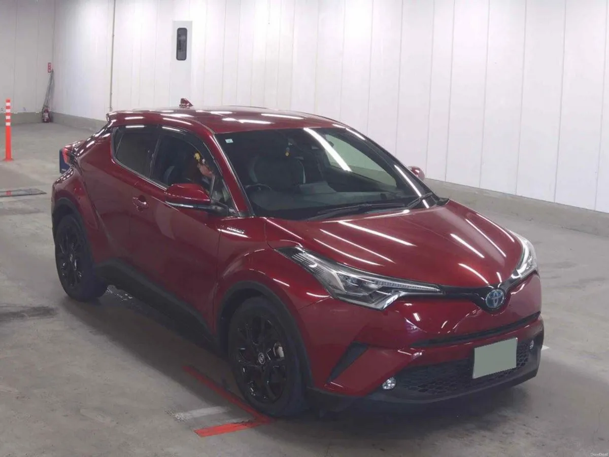 Toyota C-HR SOL NERO AUTOMATIC HYBRID 1.8 PETROL /