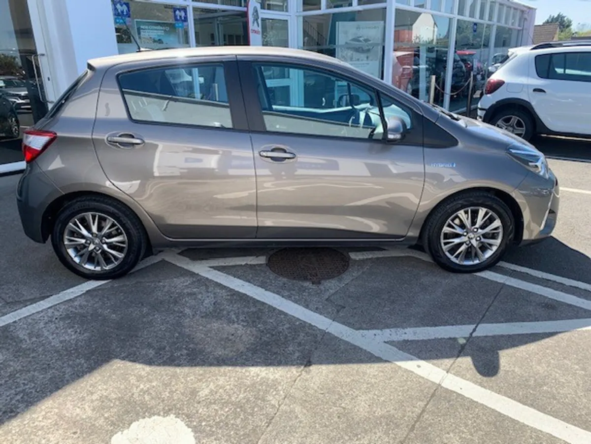 Toyota Yaris ICON VVT-I CVT 5DR AUTO 1.5 98BHP - Image 2