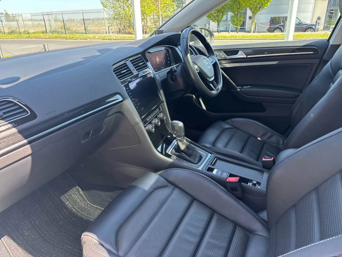 Volkswagen Golf 1.4 L Petrol Auto *Sunroof* *Full - Image 3