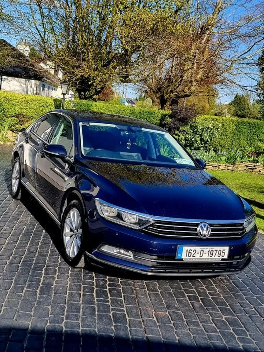 2016 Volkswagen Passat - Image 3