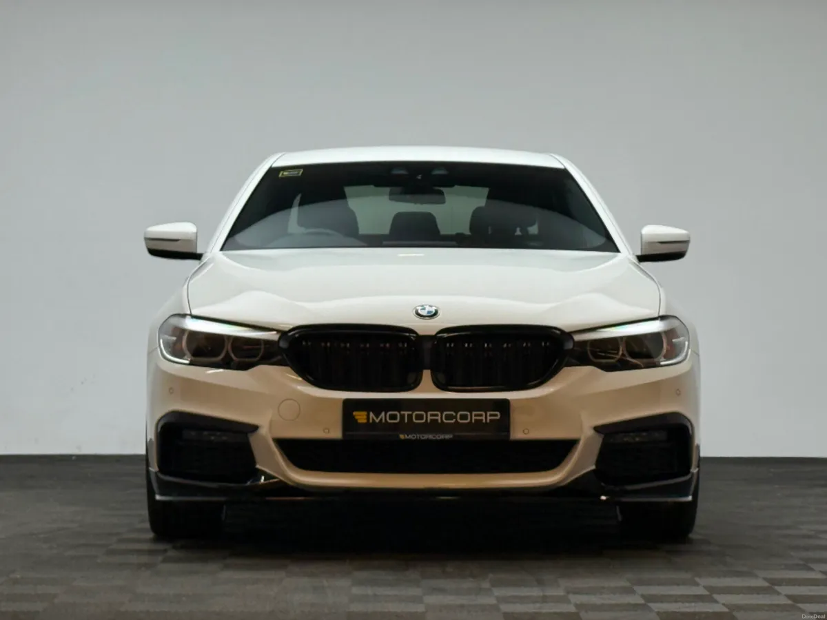 BMW 5-Series 530E M SPORT - Image 2