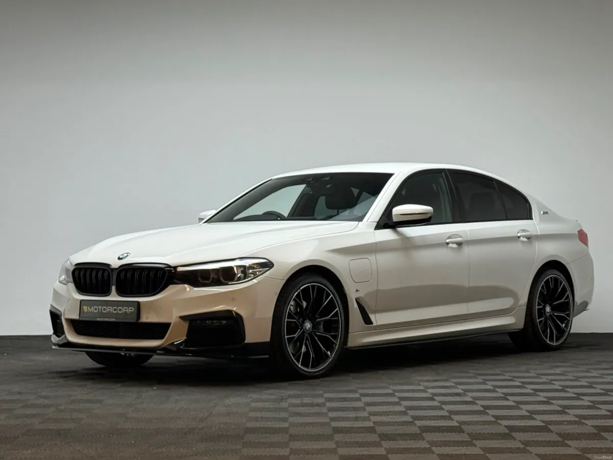 BMW 5-Series 530E M SPORT - Image 3