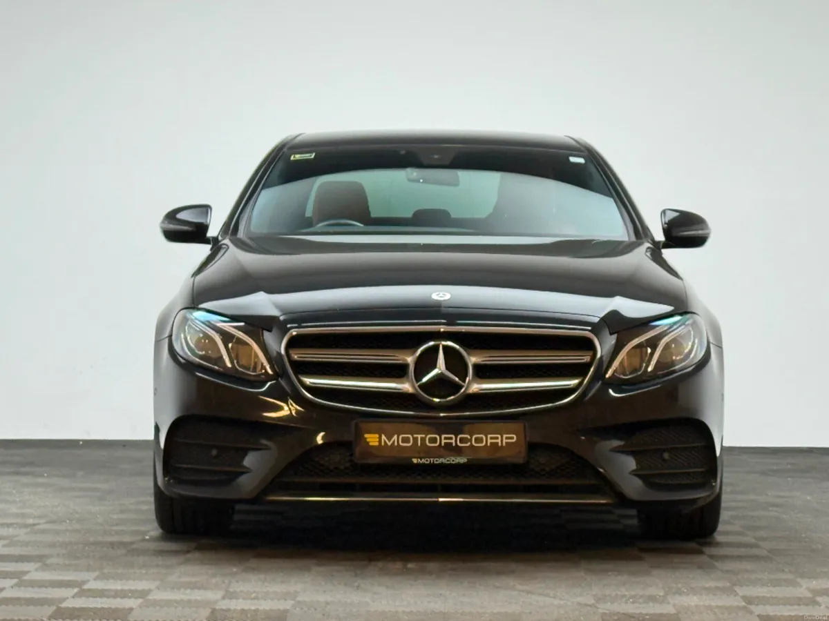 Mercedes-Benz E-Class E220D AMG LINE AUTO - Image 2