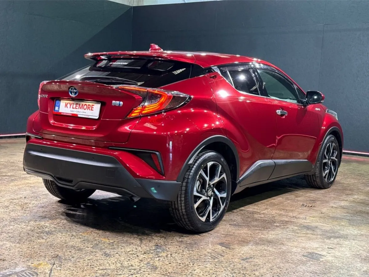 Toyota C-HR HYBRID 1.8L AUTOMATIC - G LED EDITION - Image 4