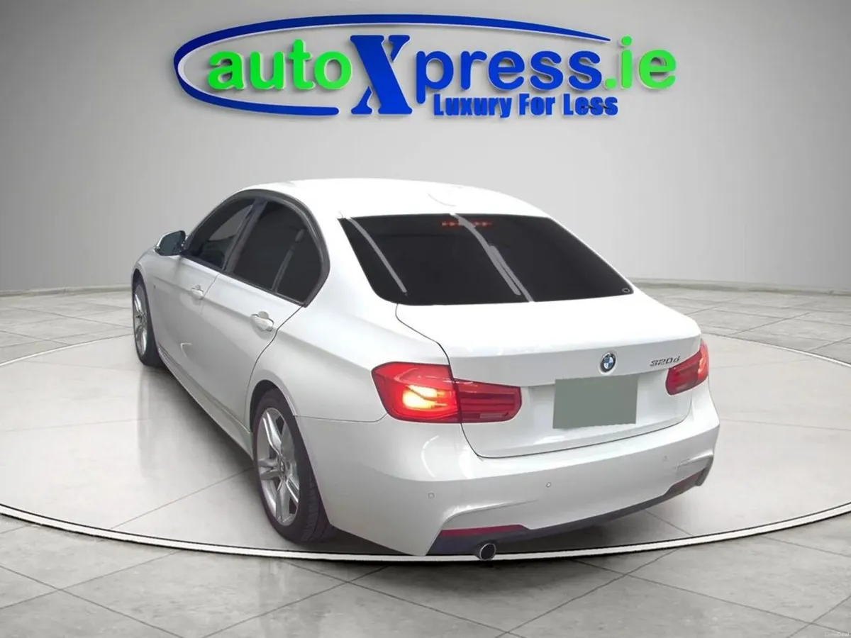 BMW 3-Series M-SPORT 320D, Reversing camera, Autom - Image 3