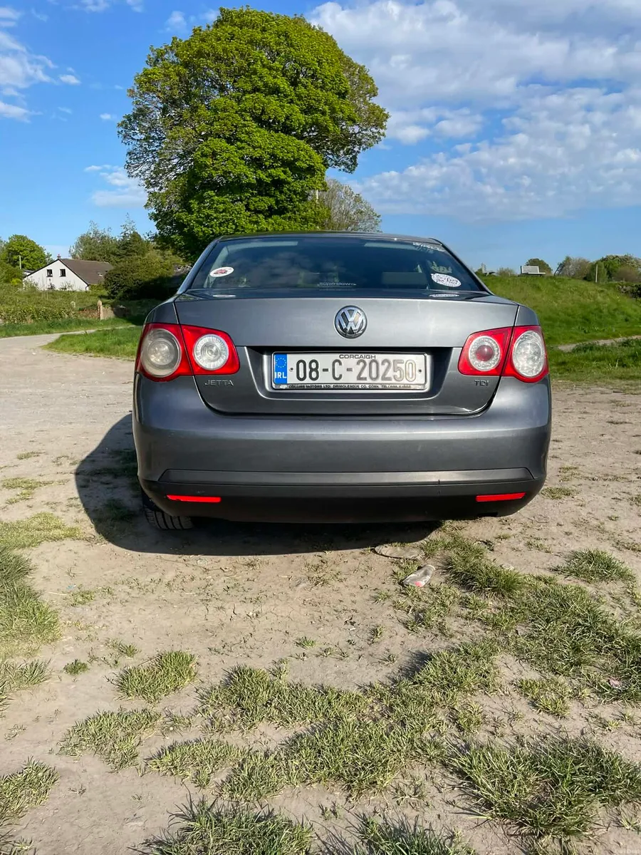 Volkswagen Jetta - Image 3