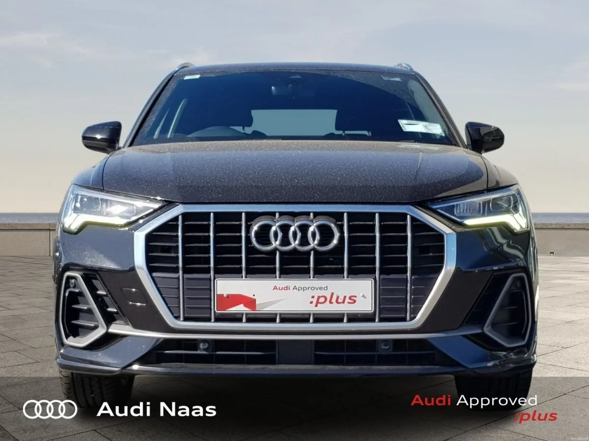 Audi Q3 SUV 35 TDI 150 S LINE - Image 2