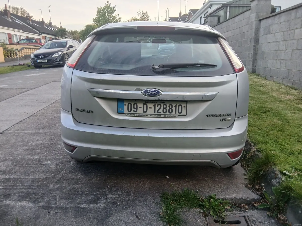 Ford Focus 2009 - Image 1