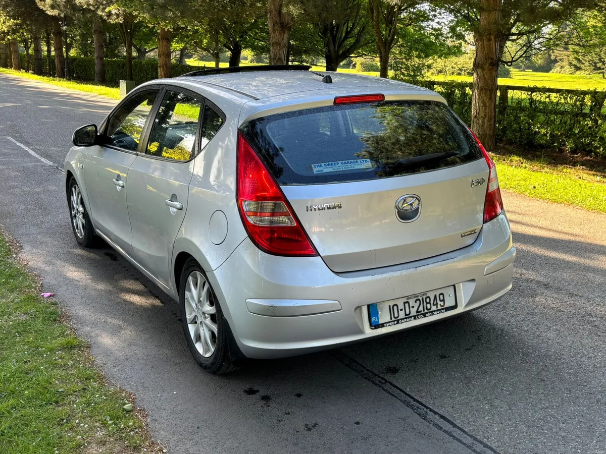 Hyundai i30 NCT 09/26 Tax 10/26 - Image 4