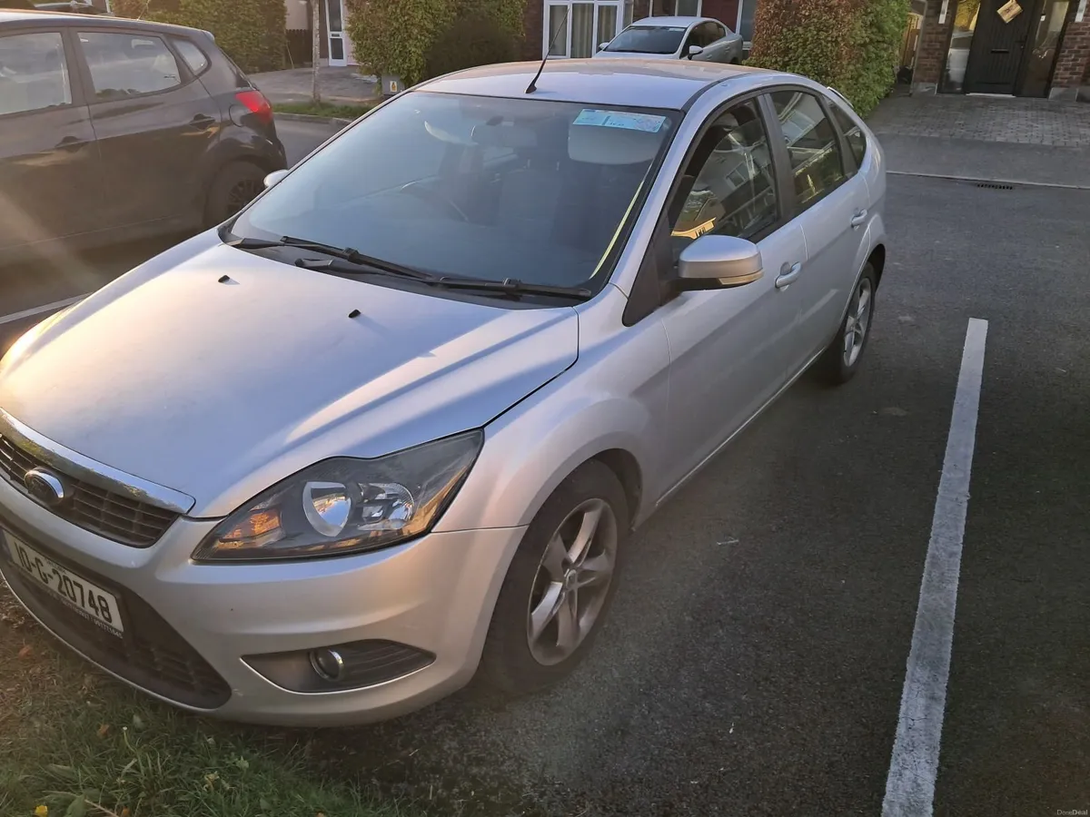 Ford Focus 2010 - Image 1