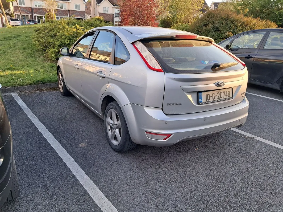 Ford Focus 2010 - Image 4