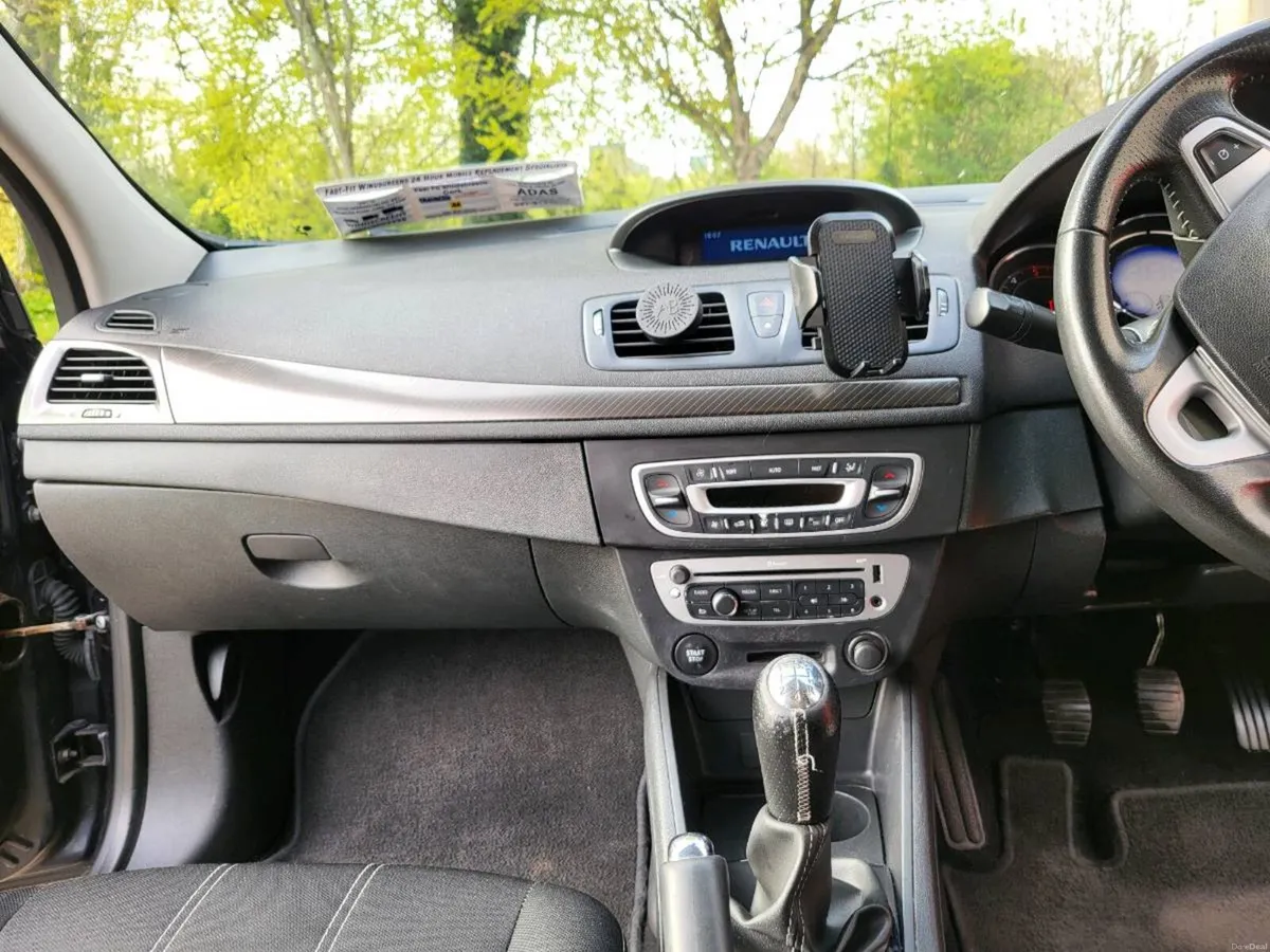 2013 Renault Fluence - Image 2