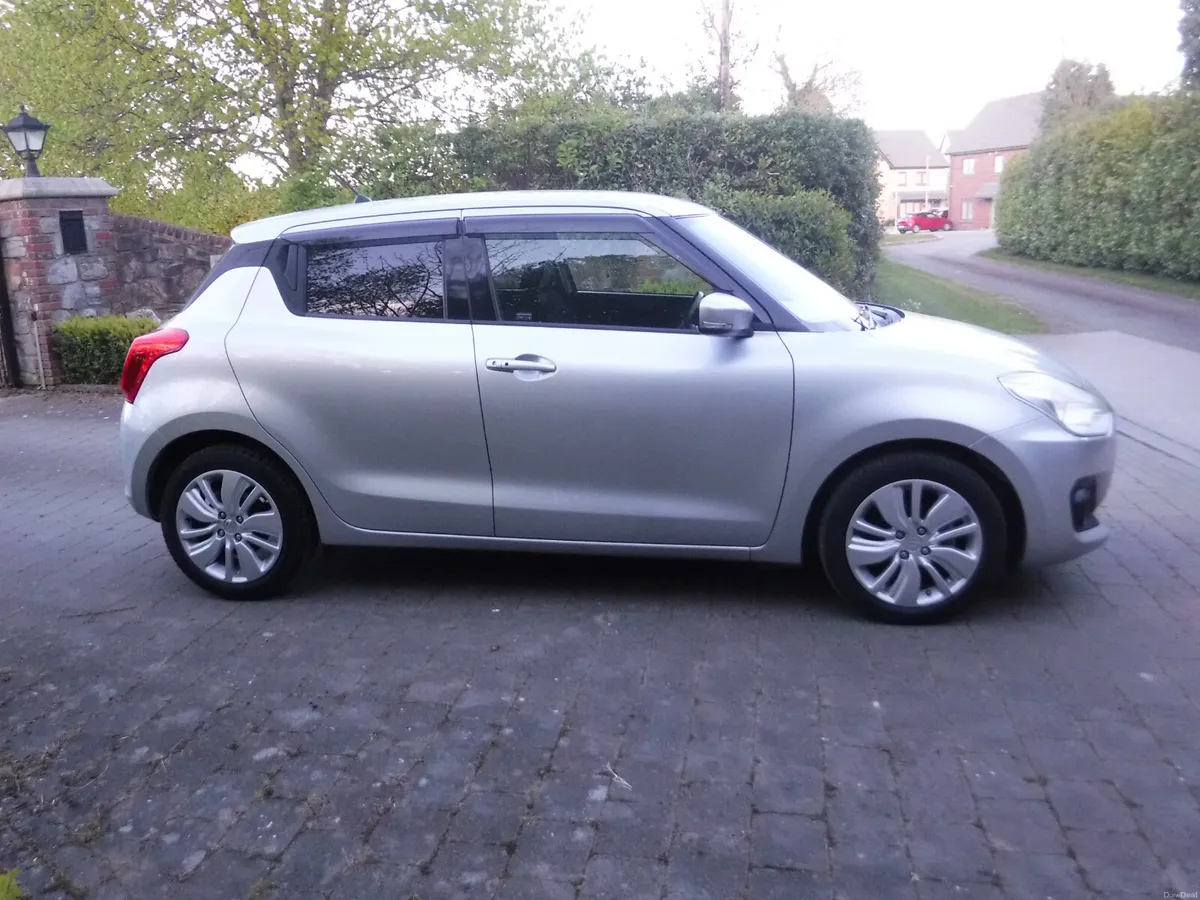 SUZUKI SWIFT 1.2 AUTO 5 DOOR LOW MILEAGE - Image 2