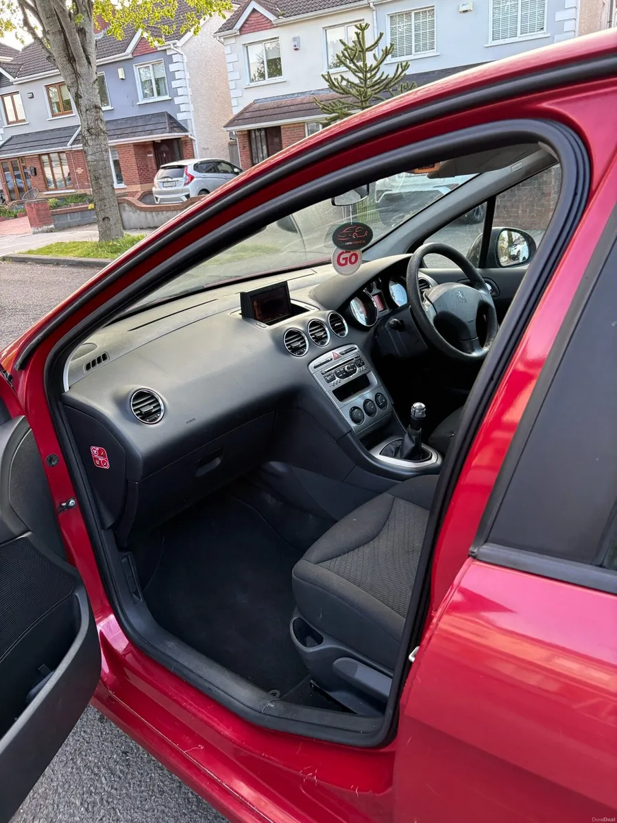 Peugeot 308 - Image 4