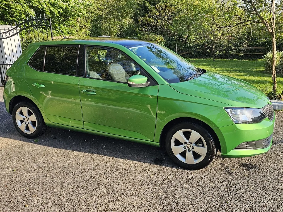 Skoda Fabia 2017 - Image 6
