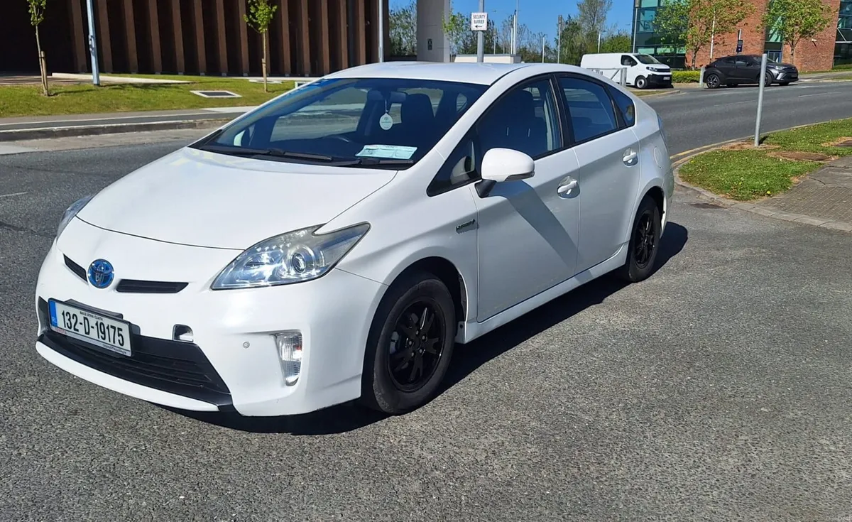 Toyota Prius - Image 2