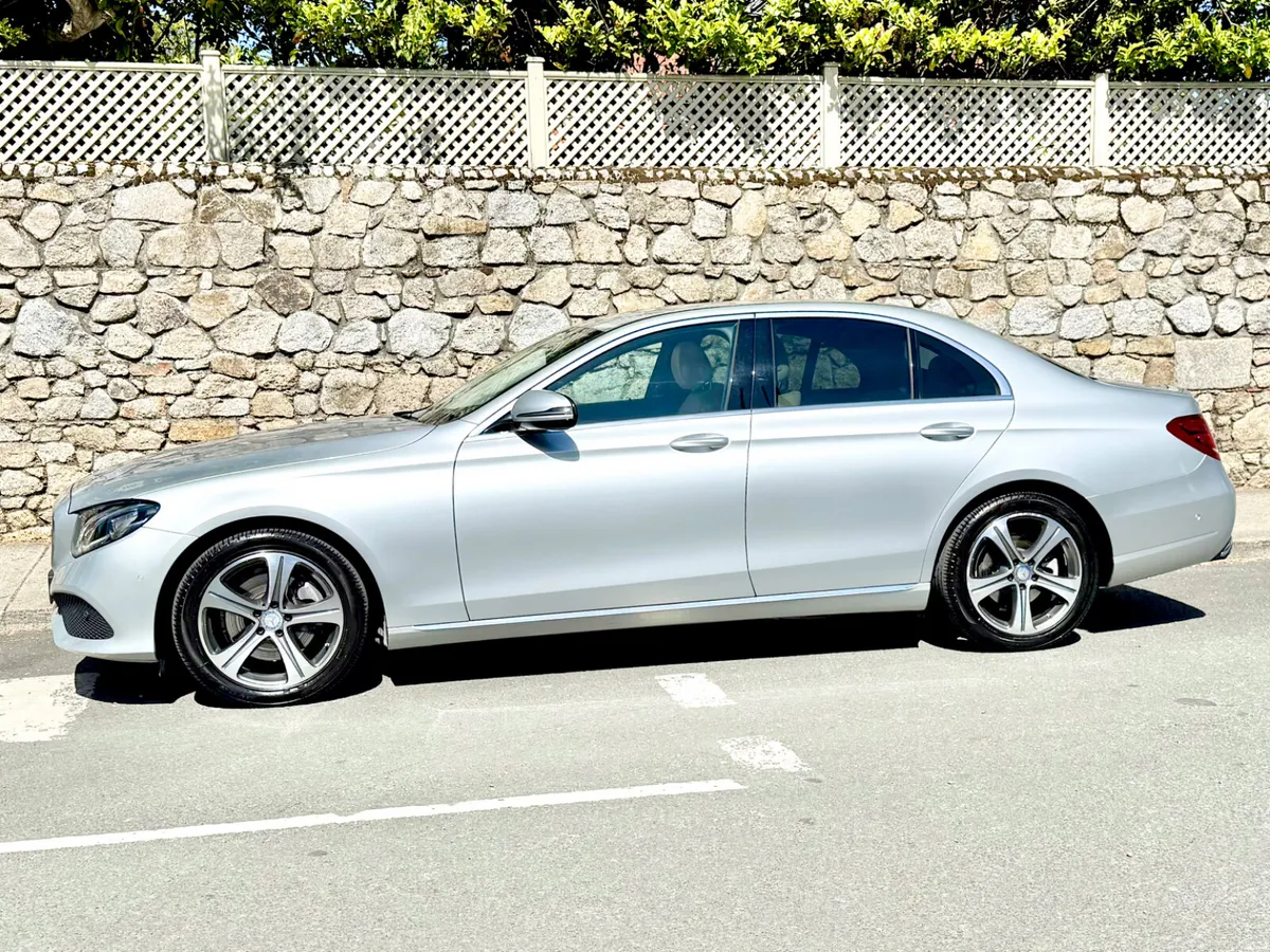 Mercedes-Benz E-Class 2017!!AVANTGARDE!!ONLY66k ML - Image 4