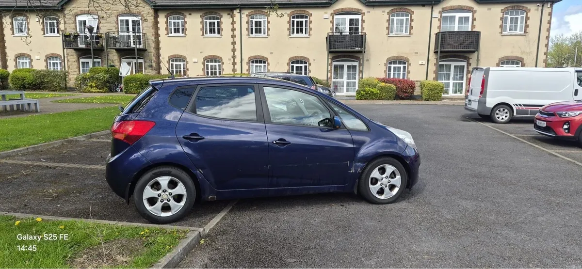 Kia Venga 2010 - Image 3