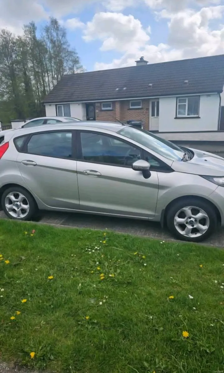 Ford Fiesta 2011 - Image 1