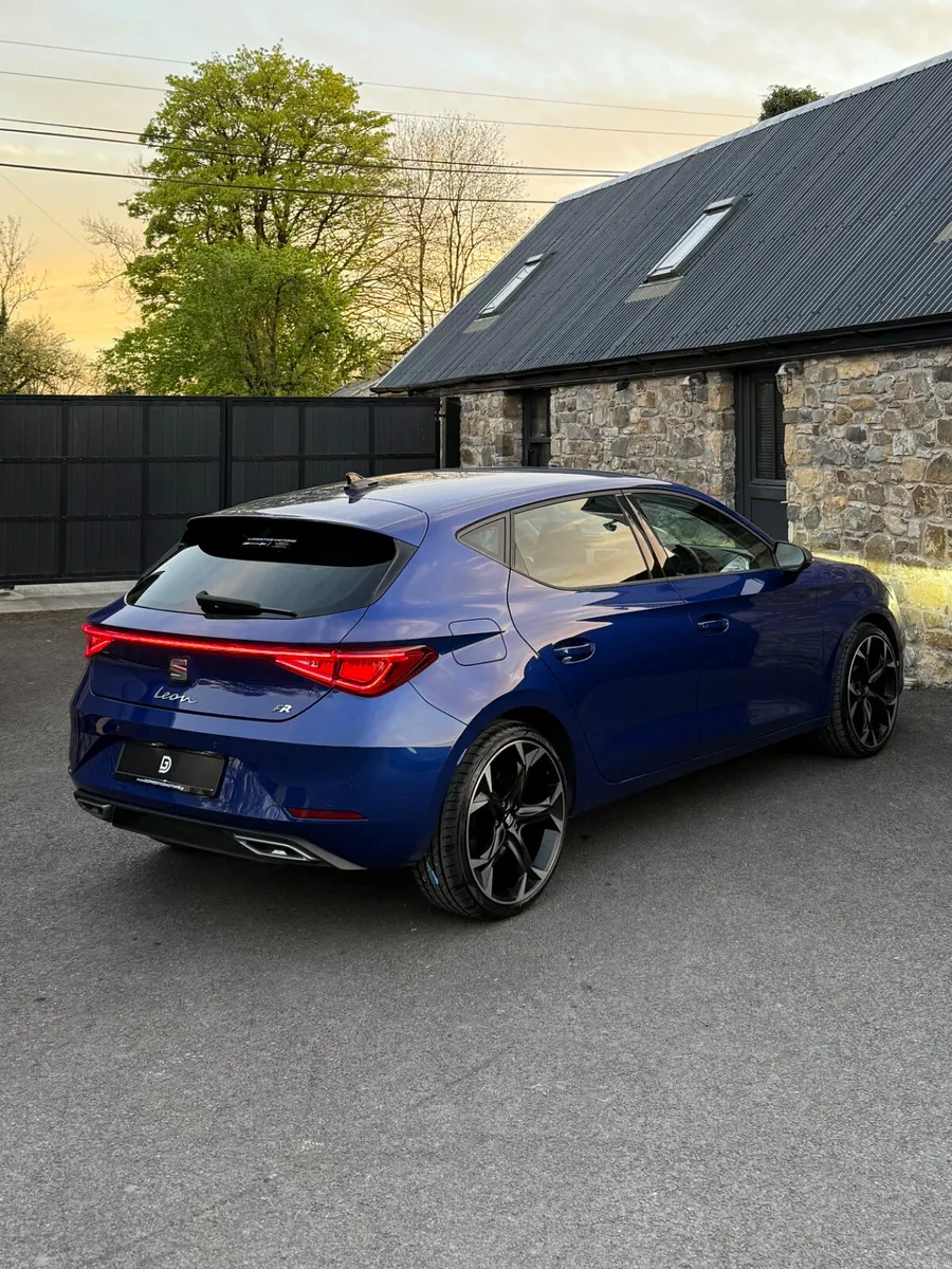 2021 SEAT LEON FR DSG 2.0 TDI 150 BHP - Image 6