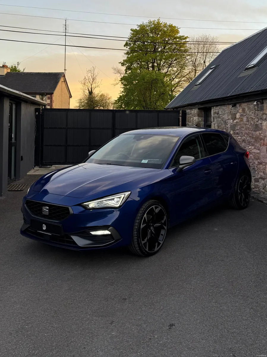 2021 SEAT LEON FR DSG 2.0 TDI 150 BHP - Image 3