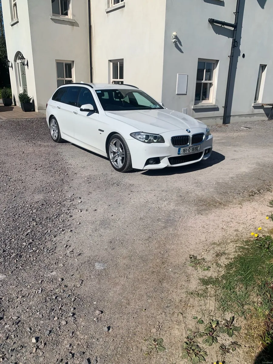BMW 520d Touring - Image 1