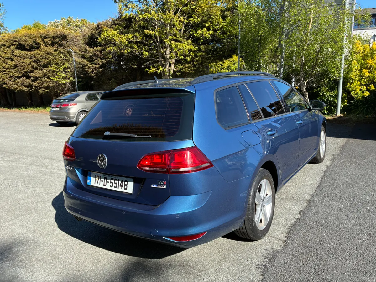 Volkswagen Golf Estate Diesel - Image 3