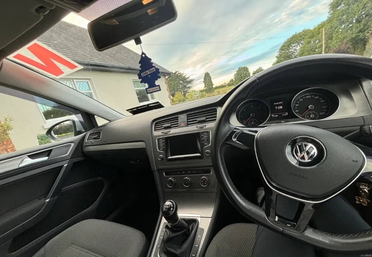 Volkswagen Golf 1.6TDI 2013(131) - Image 4