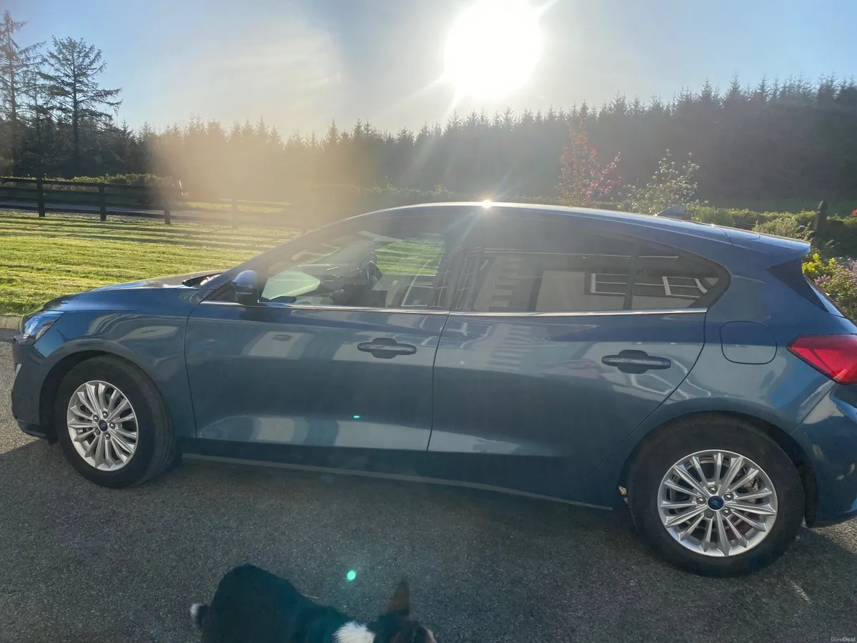 Ford Focus 2022 - Image 1