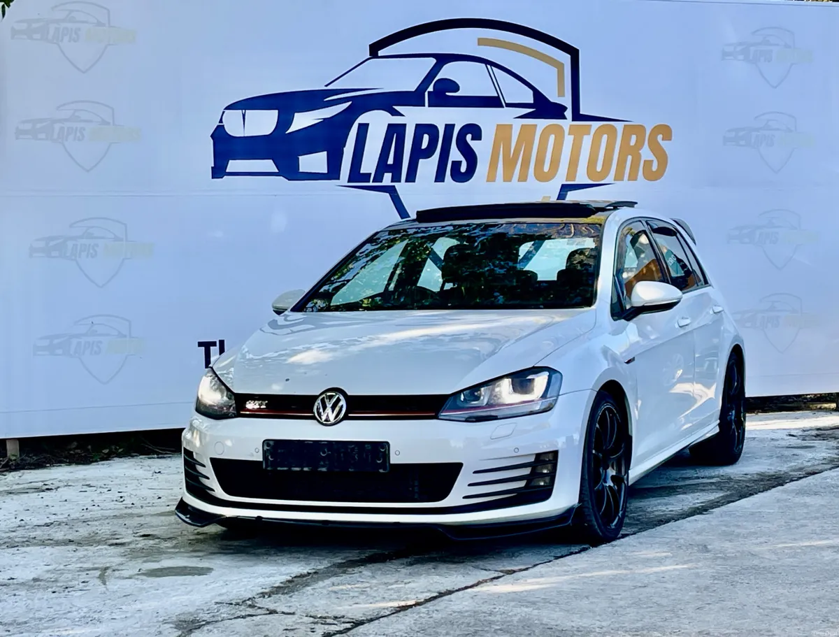 VW Golf 2.0 GTI  Automatic panoramic Roof - Image 1
