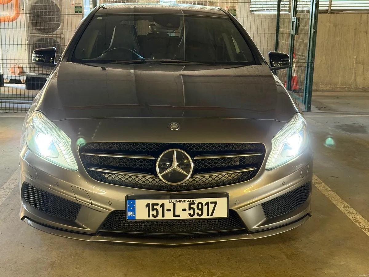 Mercedes-Benz A class 180 2016 AMG - Image 2