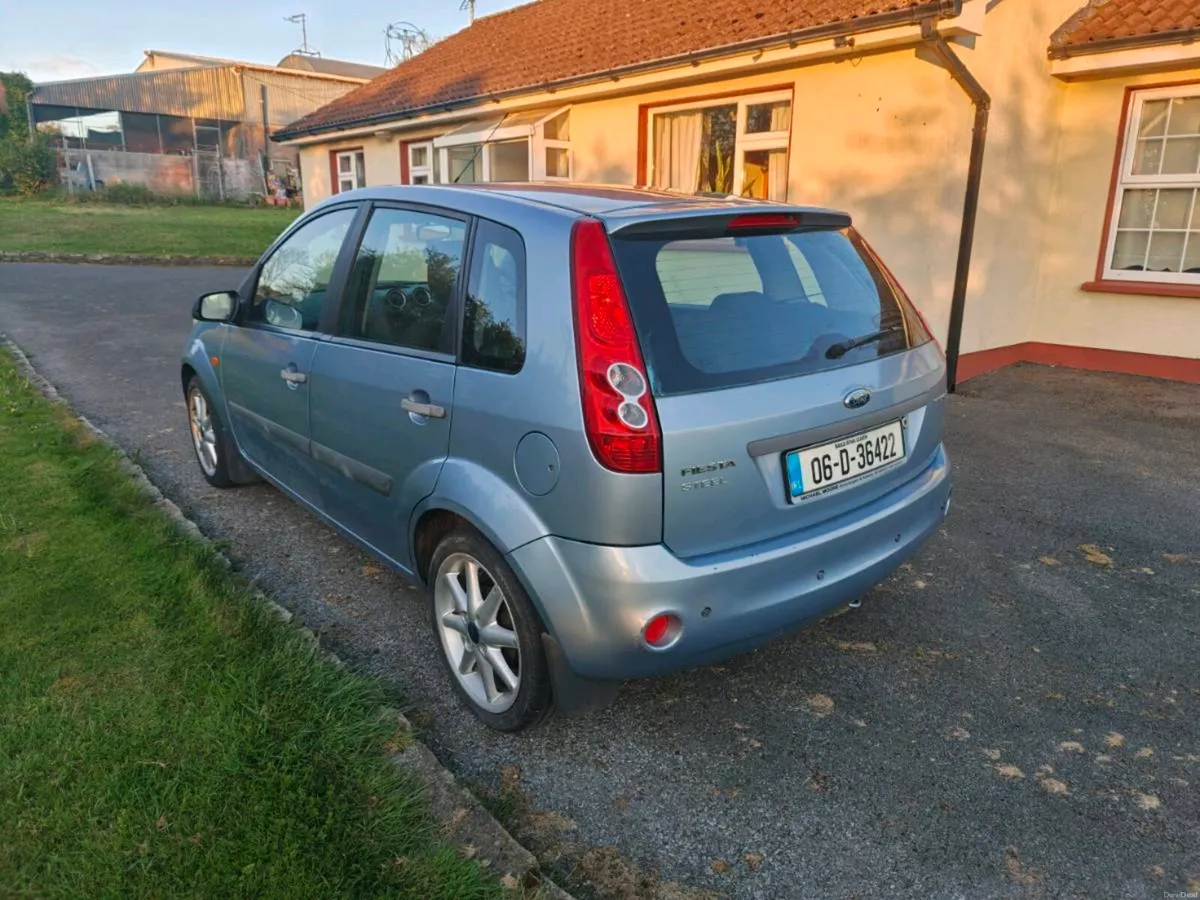 2006 Ford Fiesta, - Image 3