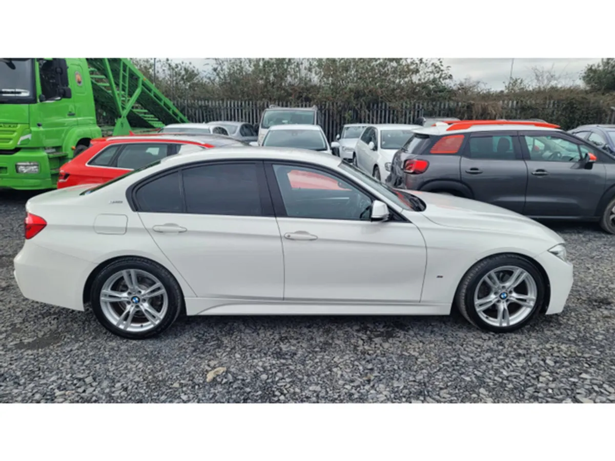 BMW 3-Series 2.0L Automatic Petrol Plug-In-Hybrid - Image 4