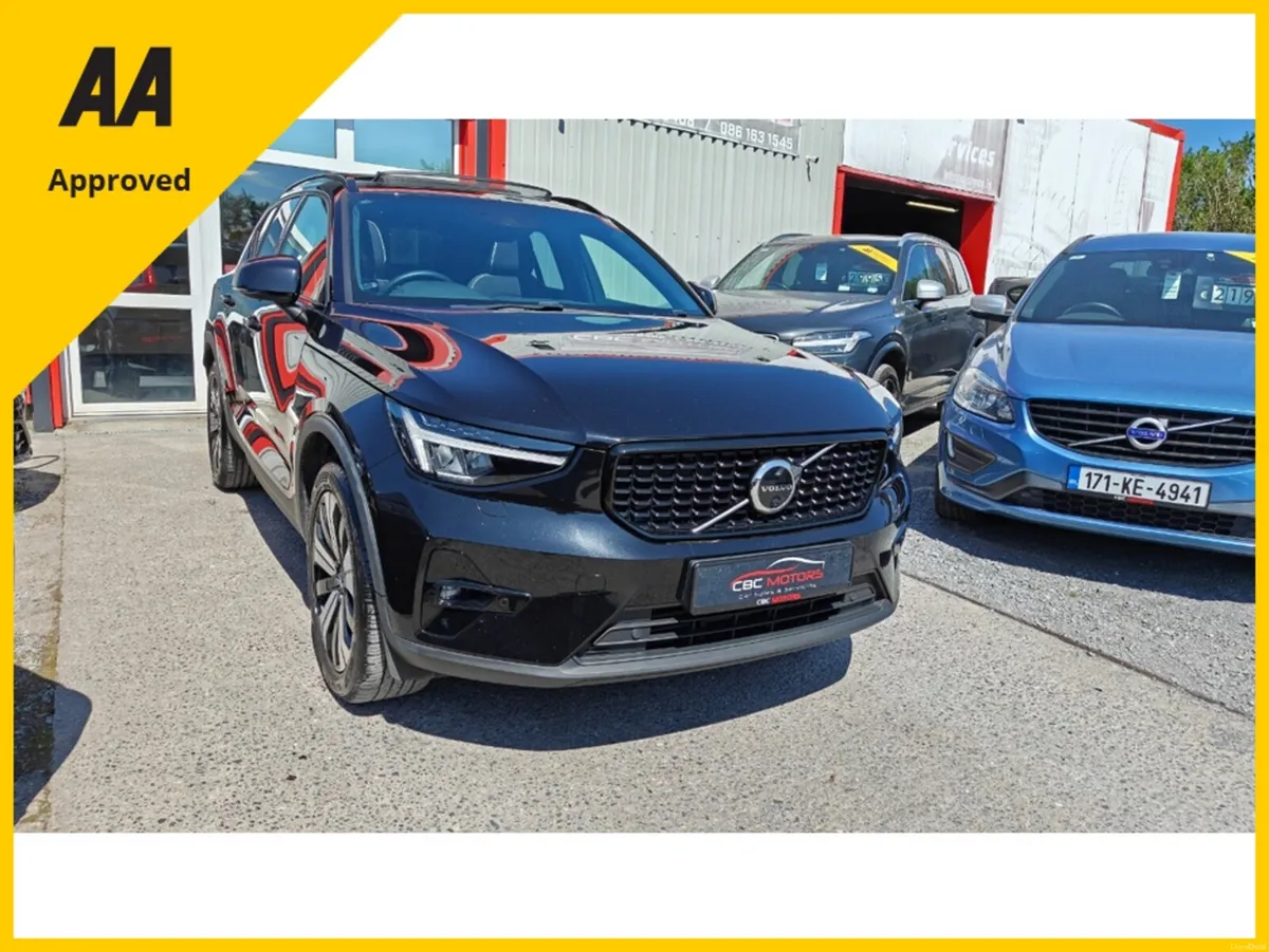 Volvo XC40 2023 T5 Ultimate Petrol Plug In Hybird - Image 4