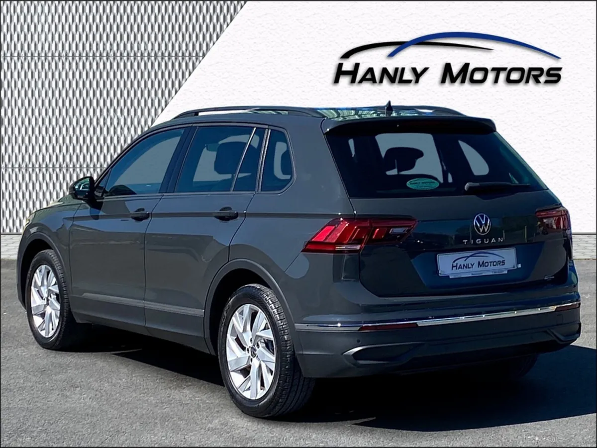 Volkswagen Tiguan 2.0 TDI LIFE 150PS 5DR - Image 6