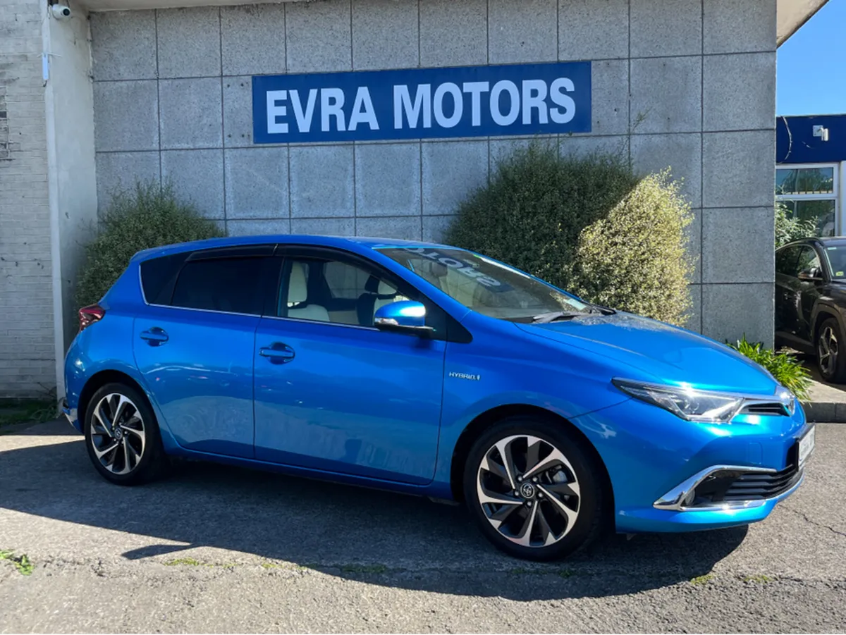 Toyota Auris G HYBRID AUTOMATIC 1.8 PETROL //HIGH - Image 3