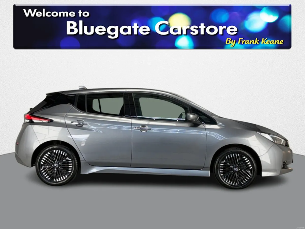 Nissan Leaf N-Connecta 40kWh  ***Surround Parking - Image 3