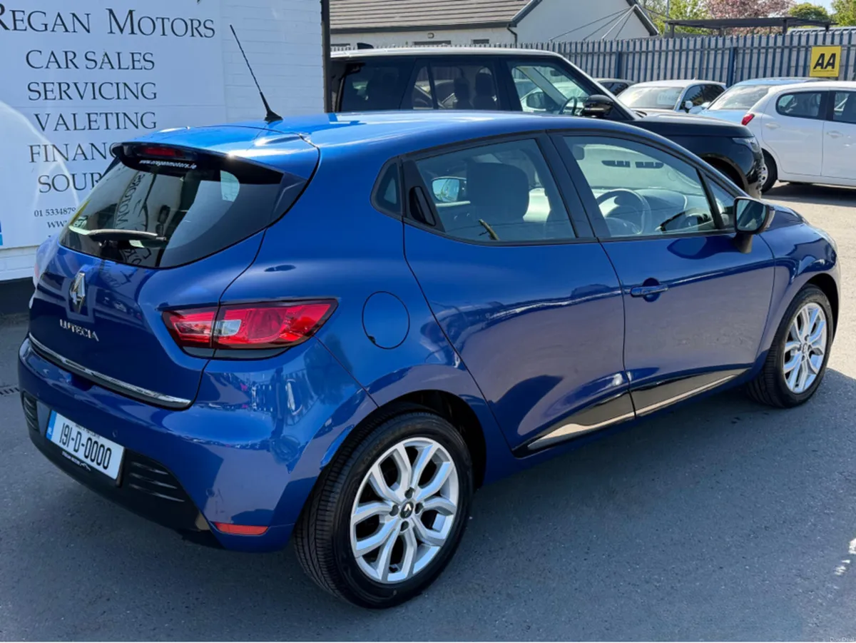 Renault Clio LUTECIA 1.2 DYNAMIQUE AUTO - Image 3