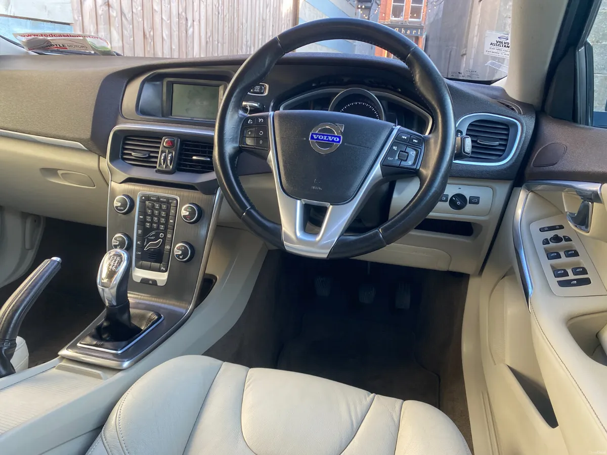 2012 Volvo V40 D2 SE *High Spec & New NCT* - Image 2