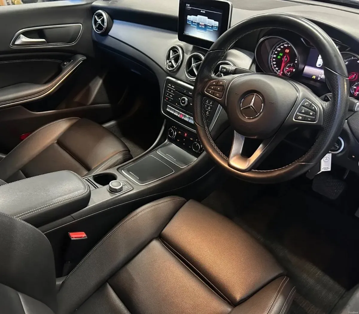Mercedes-Benz CLA 2018 - Image 4
