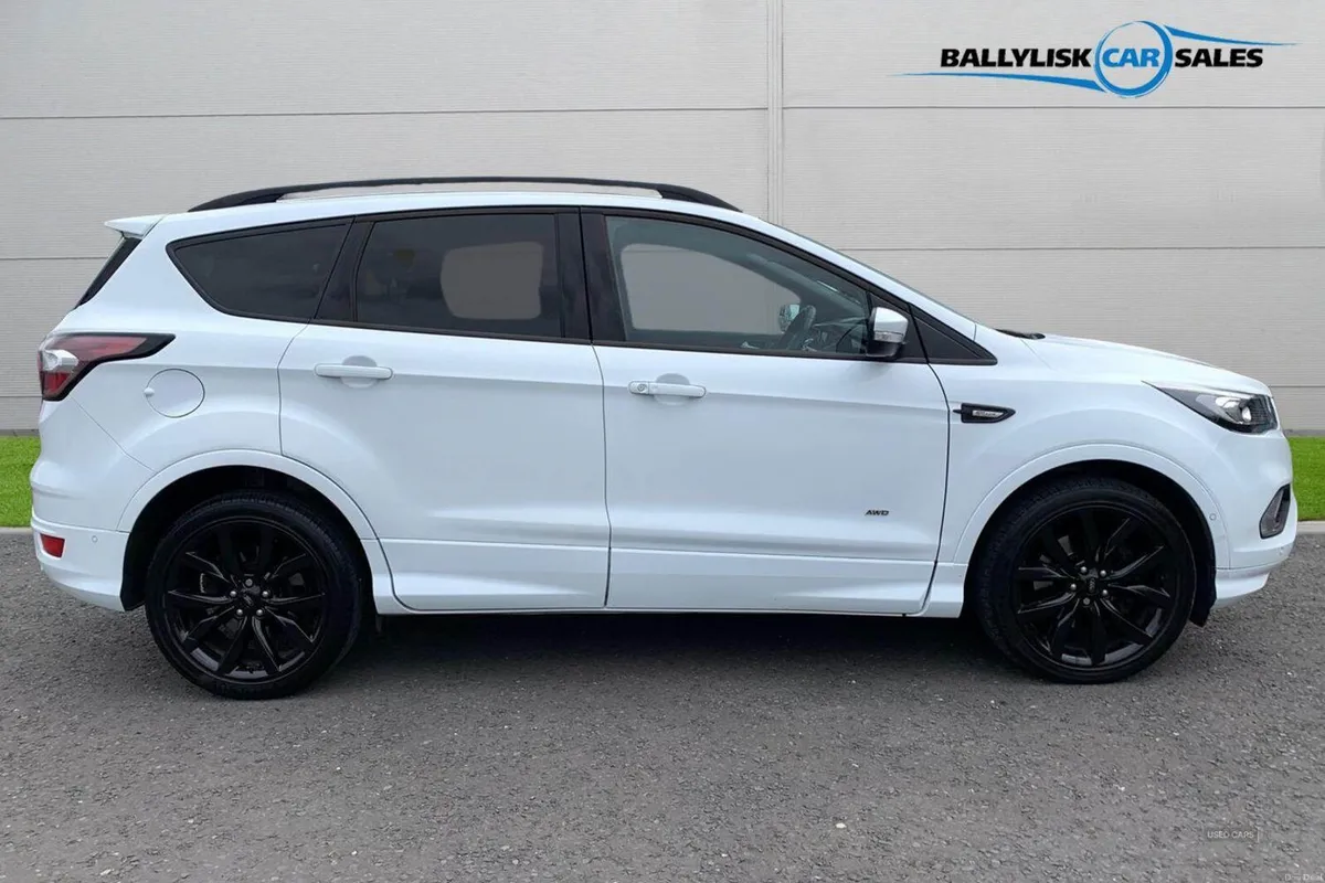 Ford Kuga 2.0 TDCi 180PS ST-Line X Auto AWD in Fro - Image 3