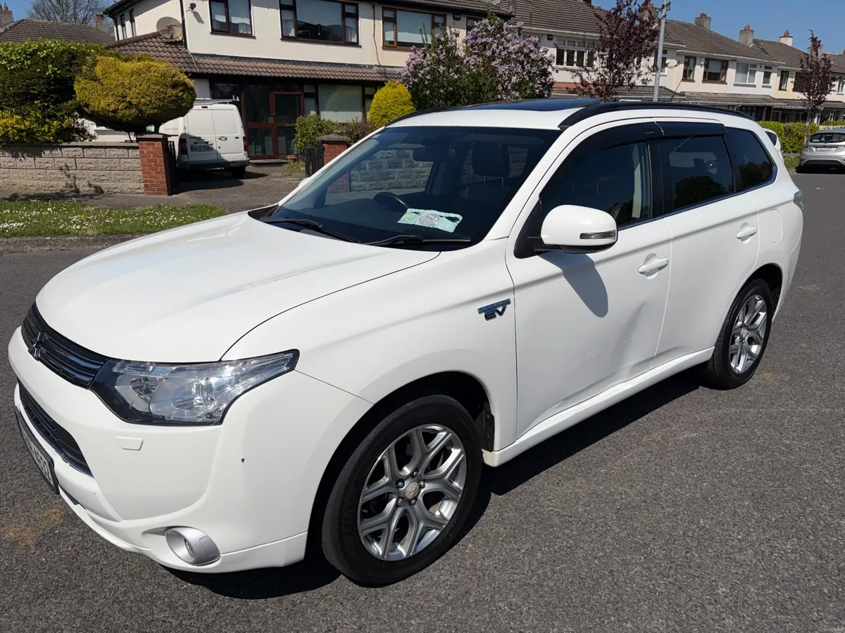 152 Mitsubishi Outlander Nct 09/26 - Image 4