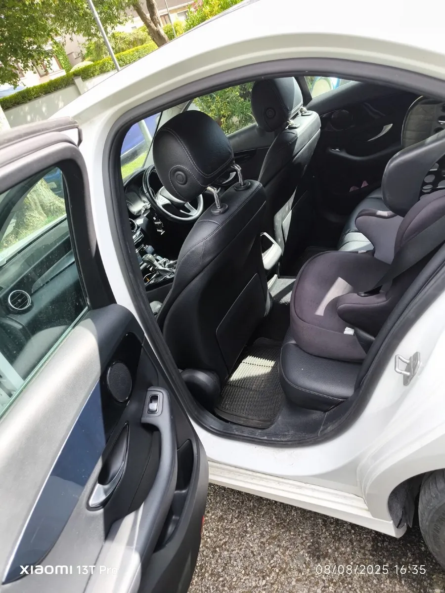 Mercedes-Benz C-Class 2016 - Image 4