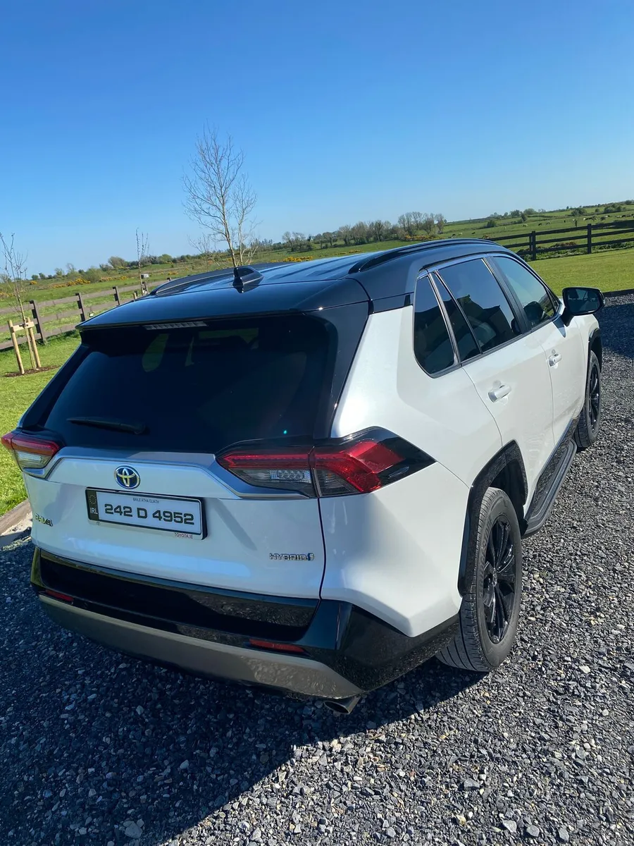 242 toyota Rav 4  Sport - Image 3